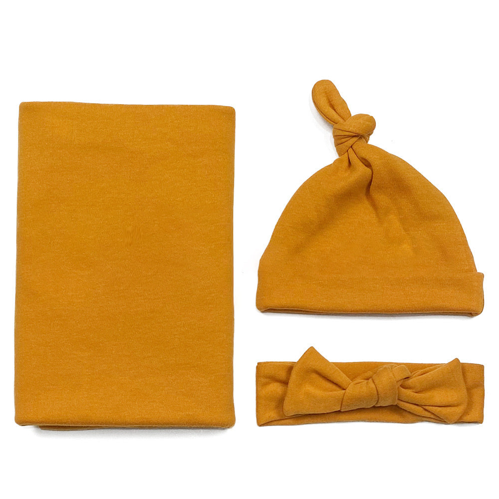Baumwoll-Babydecke mit Stirnband und Mütze Set